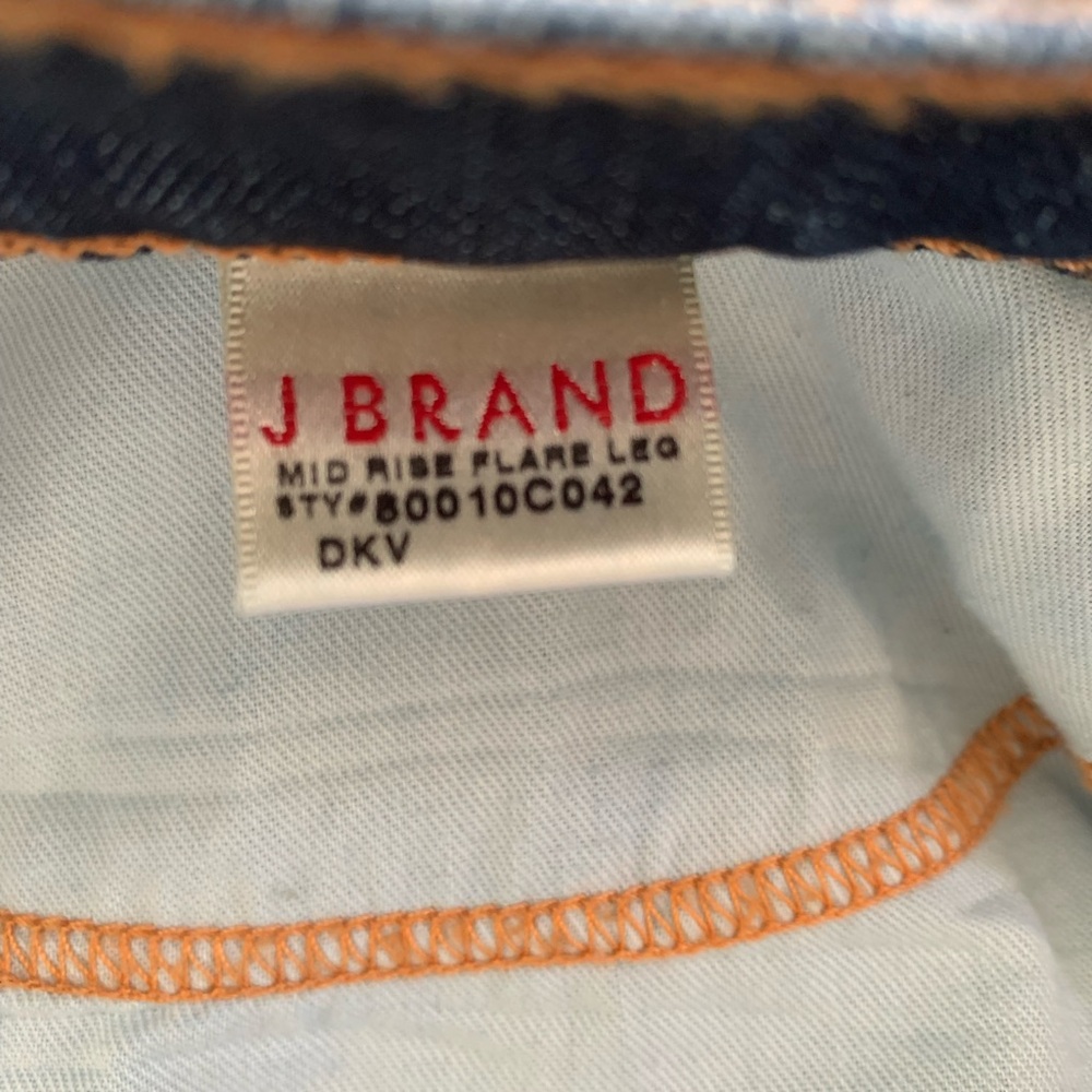 EUC J Brand Mid-Rise Flare Leg Blue Jeans Size 31 - Picture 5 of 8